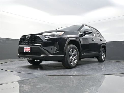 New 2025 Toyota RAV4 XLE image 29