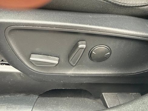 Used 2024 Ford Escape Active AWD/4WD image 19