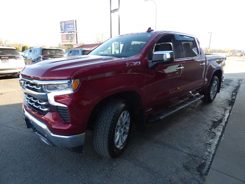 Certified 2024 Chevrolet Silverado 1500 LTZ AWD/4WD image 6