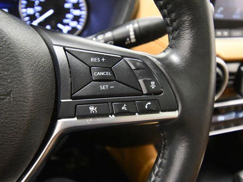 Used 2024 Nissan Sentra SV w/ SV Premium Package FWD image 19