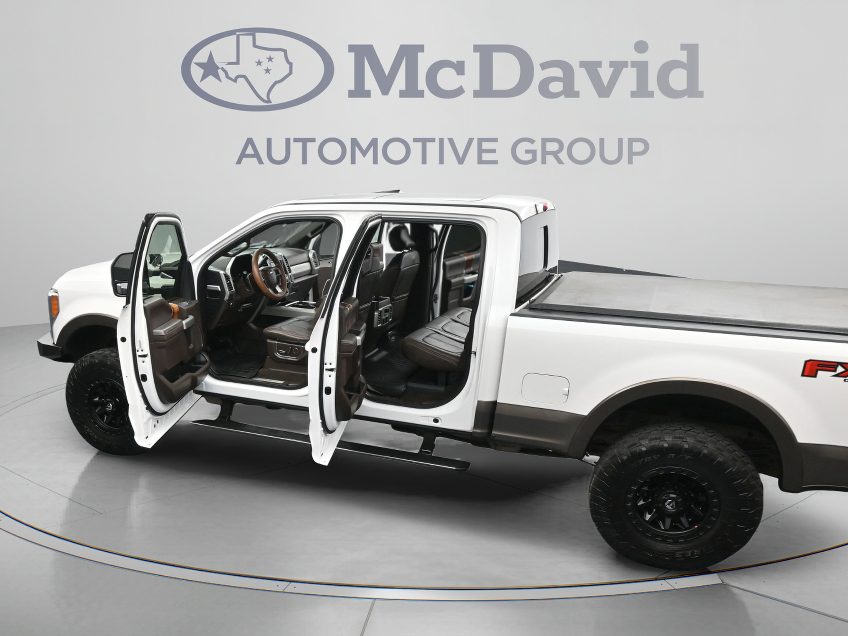Used 2017 Ford F250 King Ranch w/ King Ranch Ultimate Package AWD/4WD image 45