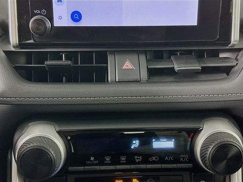 Used 2024 Toyota RAV4 LE image 23