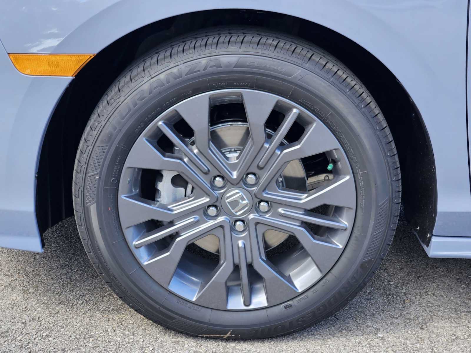 New 2027 Honda Odyssey Touring image 8
