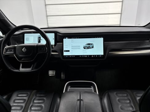 Used 2024 Rivian R1S Adventure AWD/4WD image 27