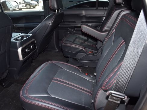 Used 2023 Ford Expedition Limited RWD image 12