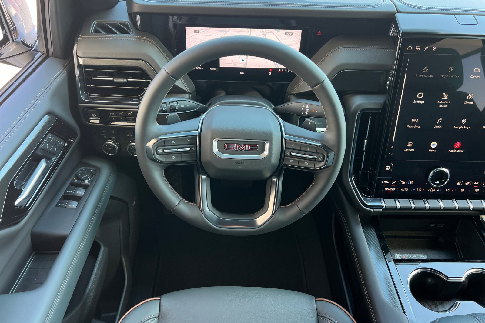 New 2026 GMC Yukon XL AT4 AWD/4WD image 14