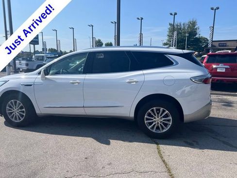 Used 2023 Buick Enclave Essence w/ Trailering Package, 5000 lbs. FWD image 8