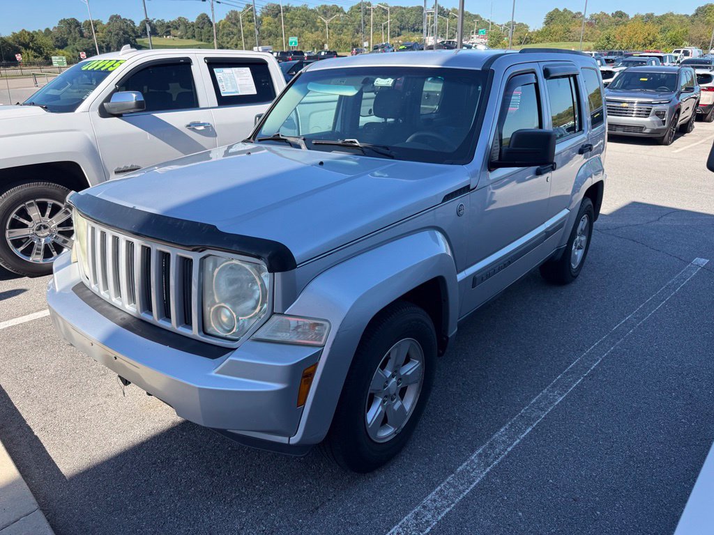 Used 2011 Jeep Liberty Sport AWD/4WD image 6