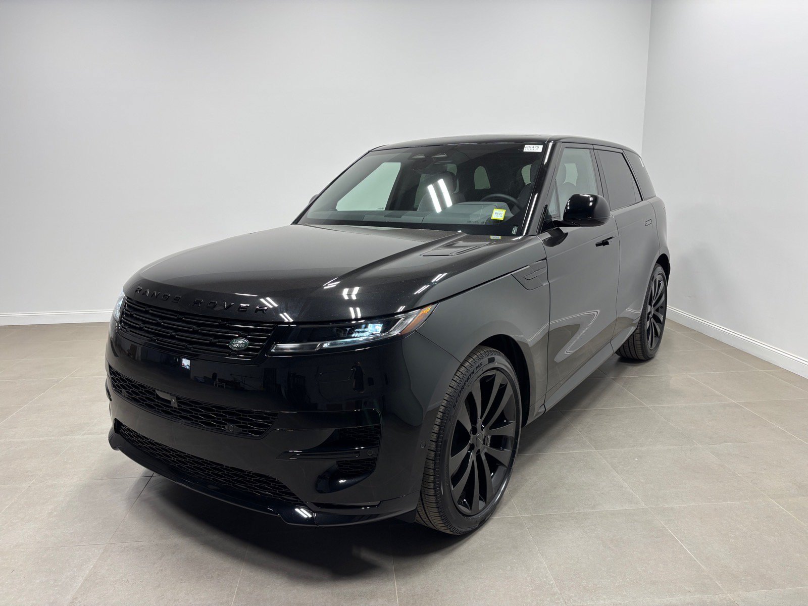 New 2027 Land Rover Range Rover Sport Dynamic SE AWD/4WD image 1