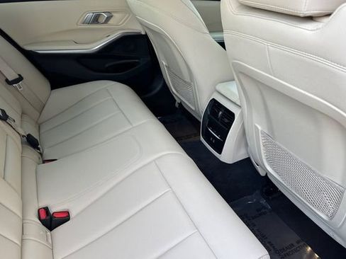 Used 2021 BMW 330i Sedan w/ Driving Assistance Package image 18