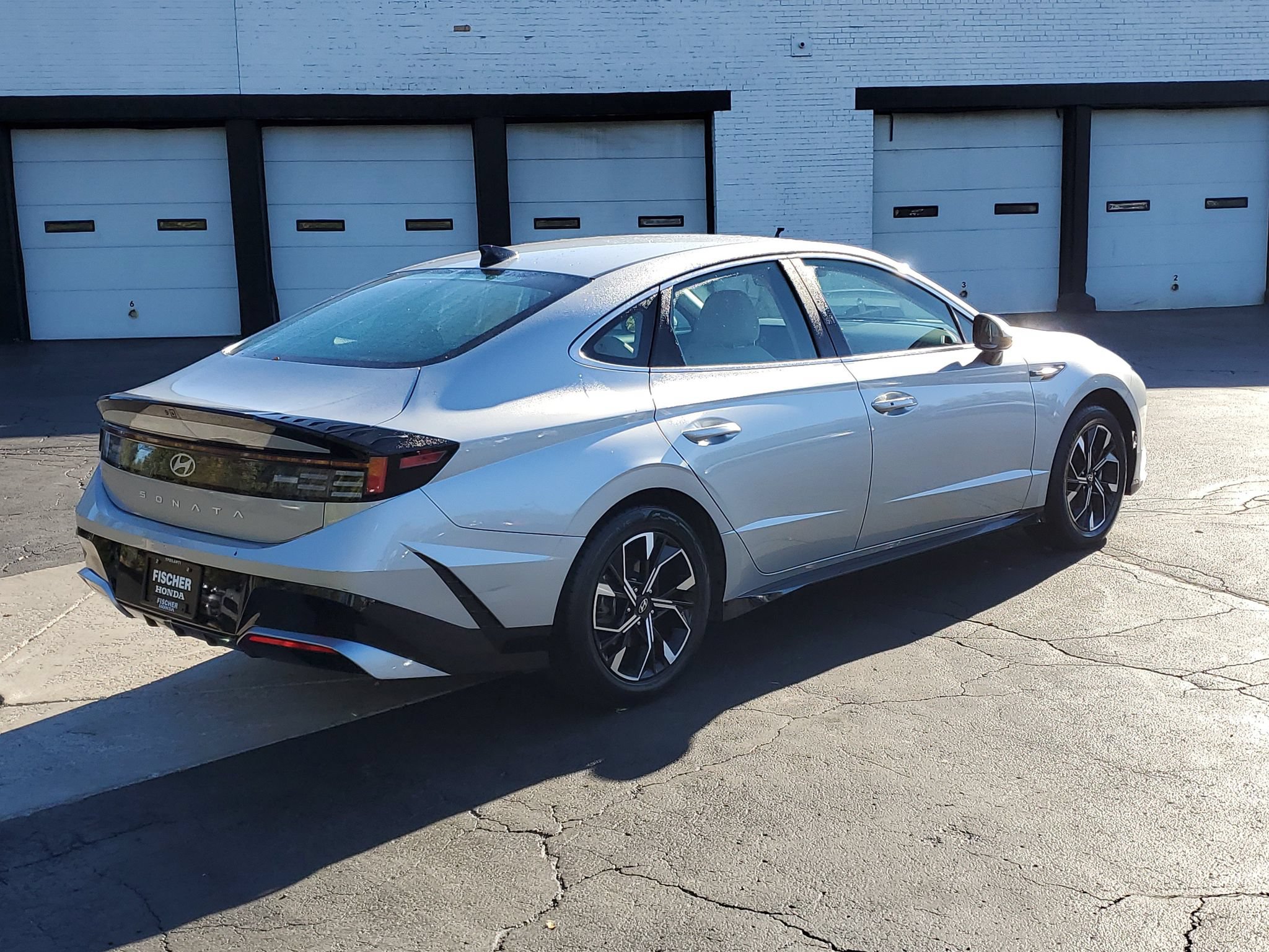 Used 2025 Hyundai Sonata SEL FWD image 3