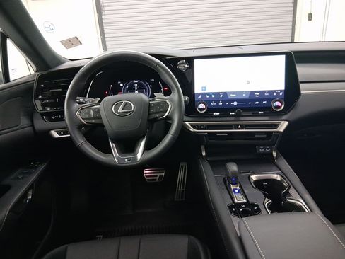 Used 2024 Lexus RX 500h F Sport image 4