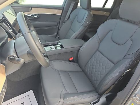 New 2026 Volvo XC90 T8 Plus image 25