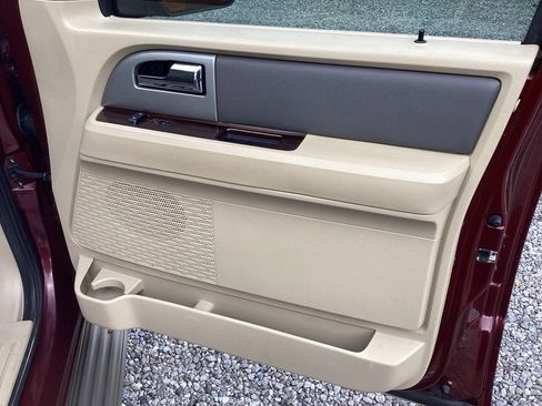 Used 2012 Ford Expedition EL XLT image 16