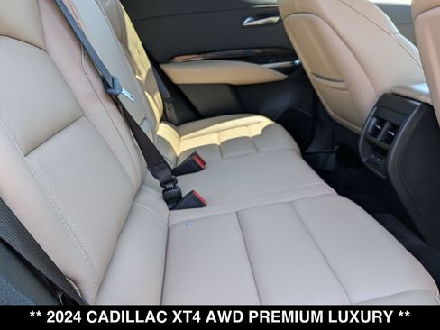 Used 2024 Cadillac XT4 Premium Luxury AWD/4WD image 25