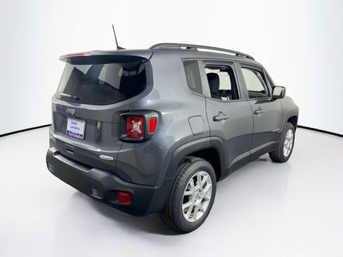 Used 2022 Jeep Renegade Latitude image 5