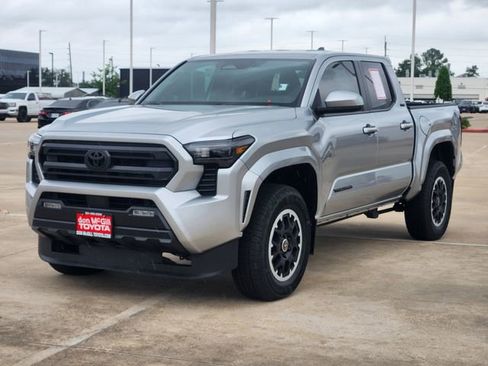 Certified 2024 Toyota Tacoma SR5 RWD image 3