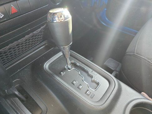 Used 2021 Jeep Cherokee Trailhawk w/ Sun, Sound & Nav Group image 64