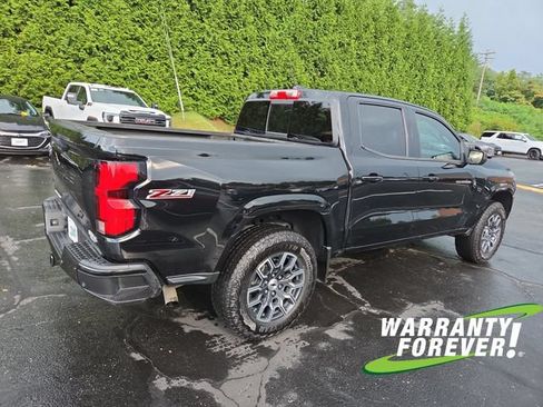 Used 2024 Chevrolet Colorado Z71 w/ Z71 Convenience Package 2 AWD/4WD image 7