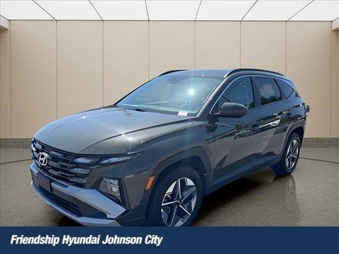 Used 2025 Hyundai Tucson SEL AWD/4WD image 1
