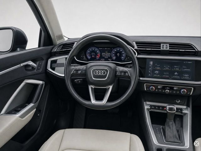 Used 2020 Audi Q3 2.0T Premium Plus AWD/4WD image 11
