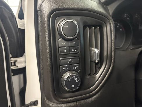 Used 2023 Chevrolet Silverado 1500 W/T w/ WT Value Package AWD/4WD image 15
