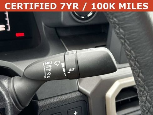 Used 2024 Toyota Tacoma SR5 AWD/4WD image 25