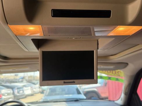 Used 2008 Cadillac Escalade ESV AWD image 11