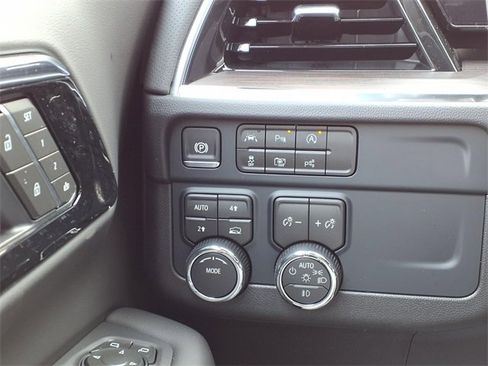 New 2026 Chevrolet Tahoe Premier image 15