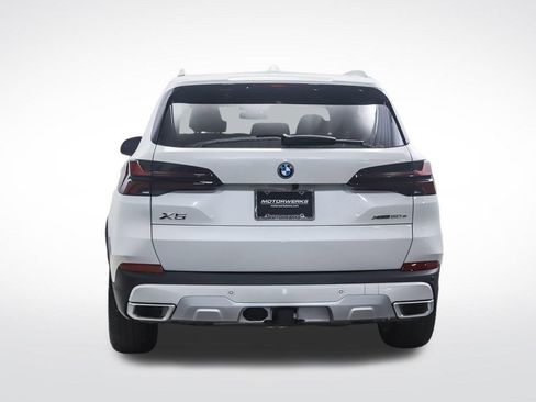 Used 2026 BMW X5 xDrive50e AWD/4WD image 4