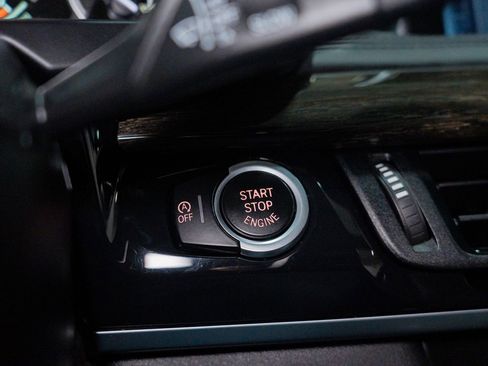 Used 2018 BMW X5 xDrive50i w/ M Sport Package image 46