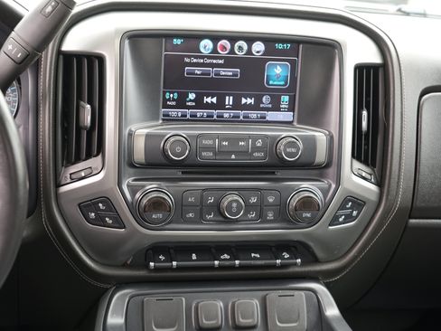 Used 2016 Chevrolet Silverado 1500 LTZ Z71 w/ LTZ Plus Package AWD/4WD image 21