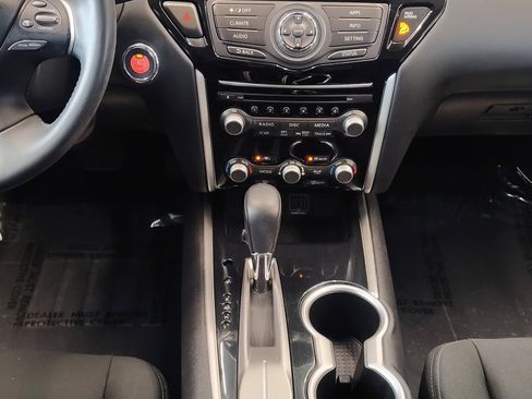 Used 2019 Nissan Pathfinder SV FWD image 23