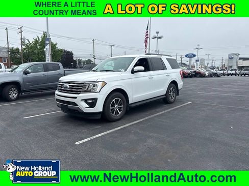 Used 2019 Ford Expedition XLT w/ Equipment Group 201A AWD/4WD image 1