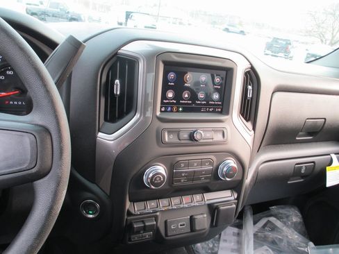 New 2026 GMC Sierra 1500 Pro w/ Pro Value Package image 15