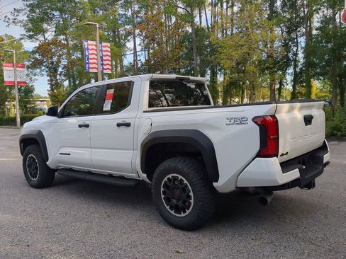 New 2024 Toyota Tacoma TRD Off-Road image 7