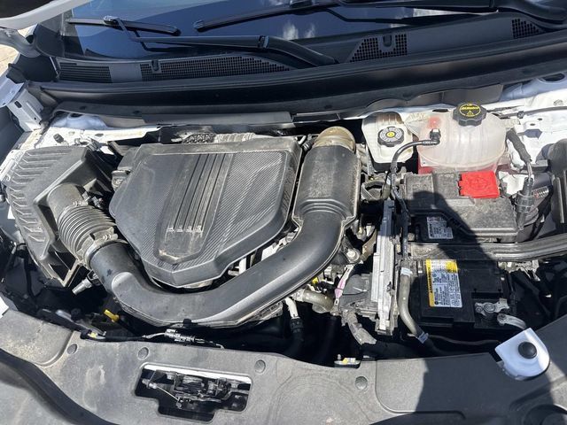 Used 2025 GMC Acadia Denali w/ Super Cruise Package FWD image 9