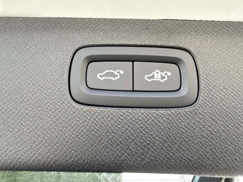 New 2026 Volvo XC90 B5 Ultra w/ Protection Package Premier AWD/4WD image 19