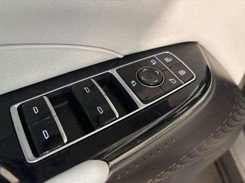 Used 2024 Cadillac Lyriq Sport w/ LPO, Floor Liner Package AWD/4WD image 10