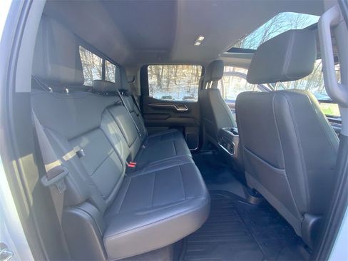 Used 2023 GMC Sierra 1500 SLT w/ SLT Premium Plus Package image 27