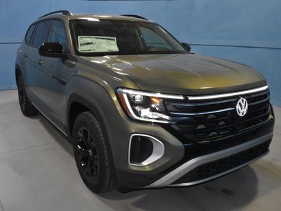 New 2026 Volkswagen Atlas Peak Edition