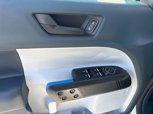 Used 2025 Ford Maverick XLT w/ Equipment Group 302A image 23