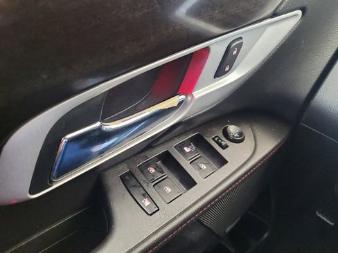 Used 2015 GMC Terrain Denali FWD image 27