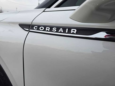 Used 2022 Lincoln Corsair Reserve w/ Elements Package image 4