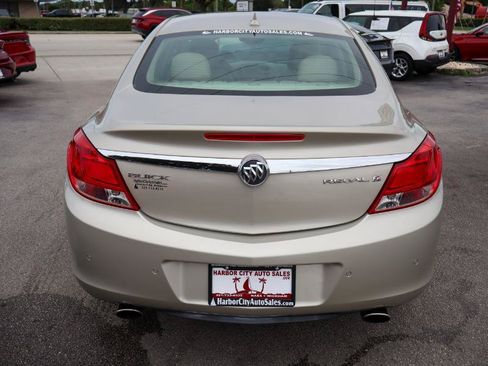 Used 2013 Buick Regal Premium FWD image 4