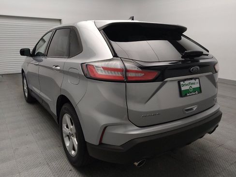 Used 2020 Ford Edge SE FWD image 5