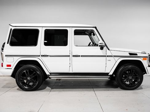 Used 2014 Mercedes-Benz G 550 image 2