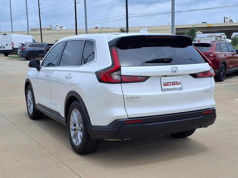 Used 2025 Honda CR-V EX-L image 2