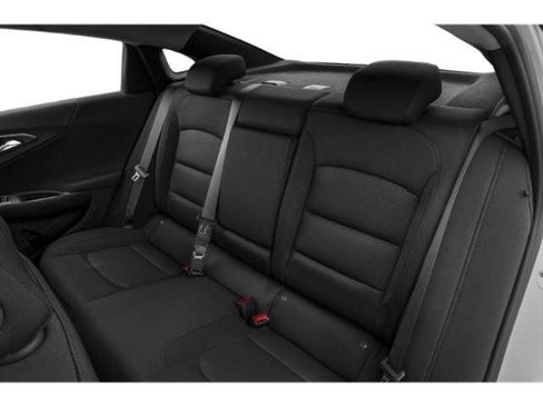 Used 2021 Chevrolet Malibu LT image 17