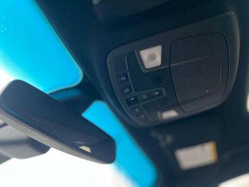 Used 2017 Lincoln MKZ Reserve w/ Climate Package image 25